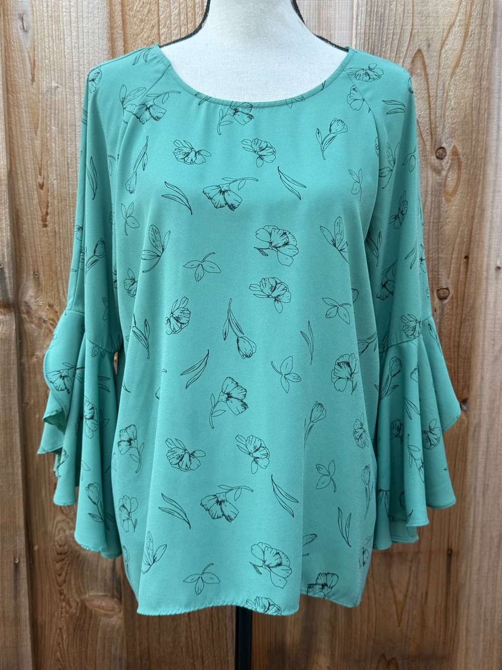 LC Lauren Conrad Teal Floral Ruffle Sleeve Tunic
